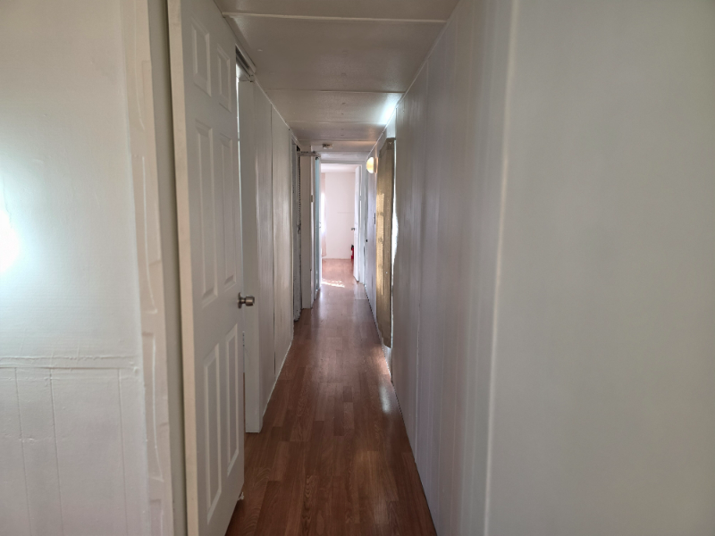 2325 E Packard Ave - Photo 4 of 13