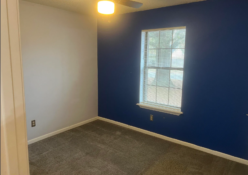 8 Bridgestone Dr - Photo 6 of 10