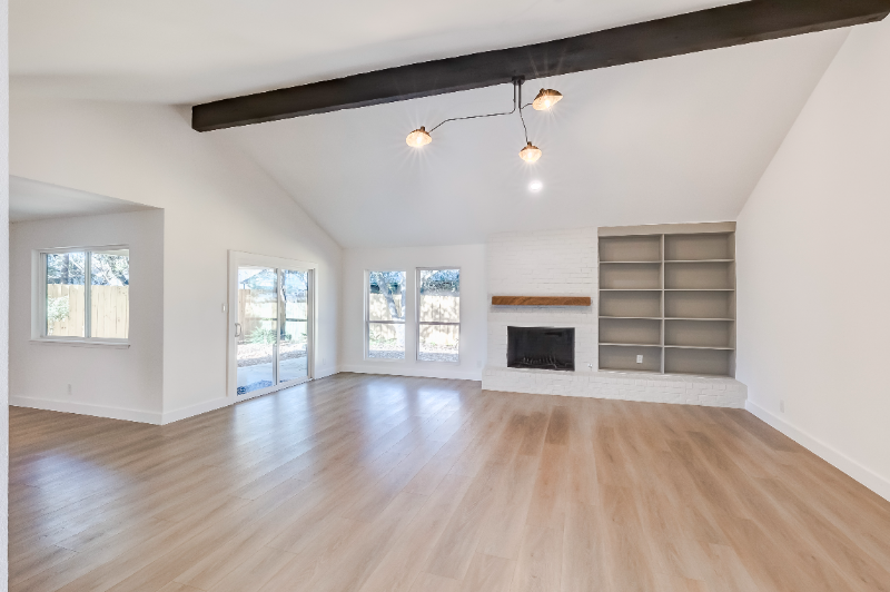 4827 Gerona Dr - Photo 5 of 16