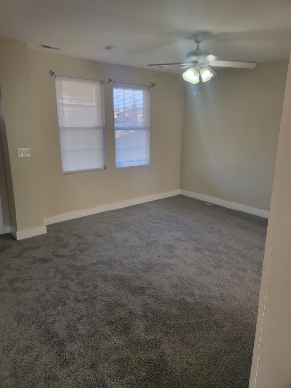 3447 Juneway - Photo 4 of 19