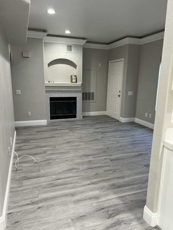 517 Indian Bluff St #204 - Photo 5 of 15