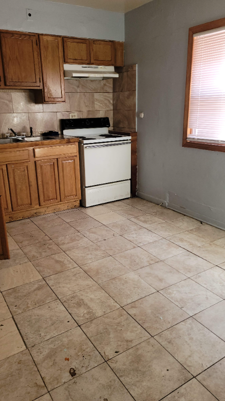 5000 W Jackson Blvd #1S - Photo 3 of 7