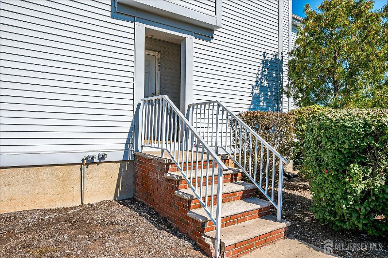 3004 Jesse Way - Photo 2 of 20