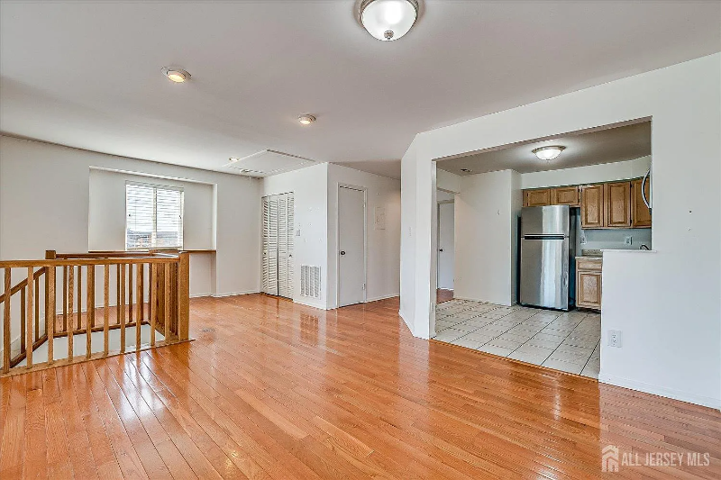 3004 Jesse Way - Photo 5 of 20