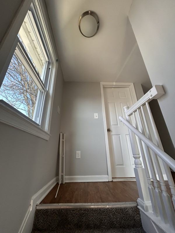 240 Riverview Ave #2 - Photo 4 of 20