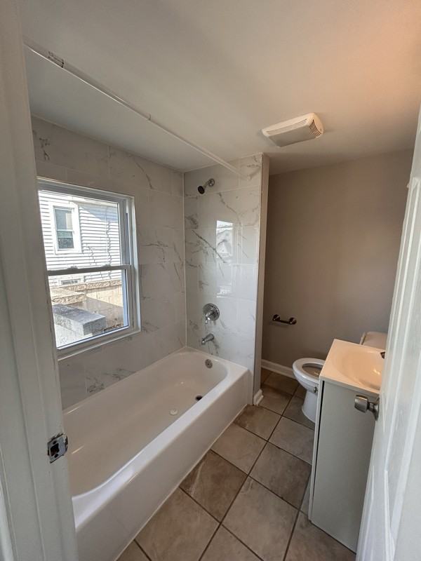 240 Riverview Ave #2 - Photo 5 of 20