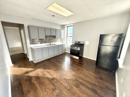 featured image of 1 Russell Pl #A