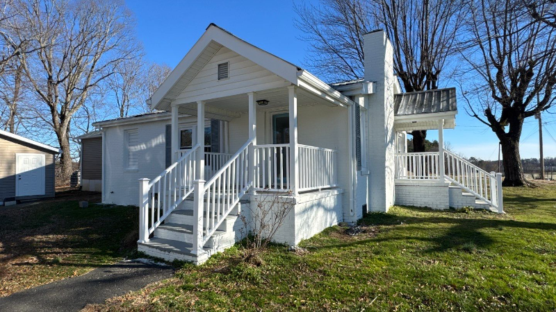 391 Poplar Springs Rd - Photo 2 of 10