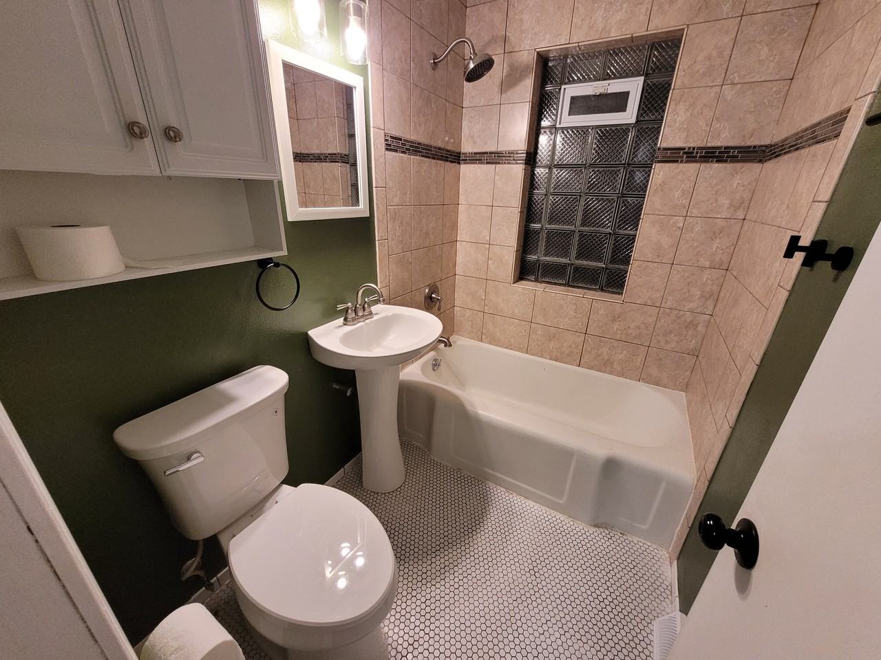 1531 S 90th St - Photo 7 of 16