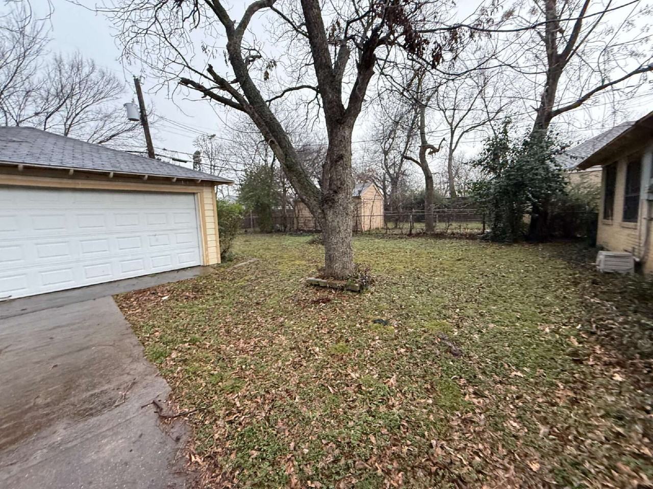 1018 E Waco Ave - Photo 6 of 17