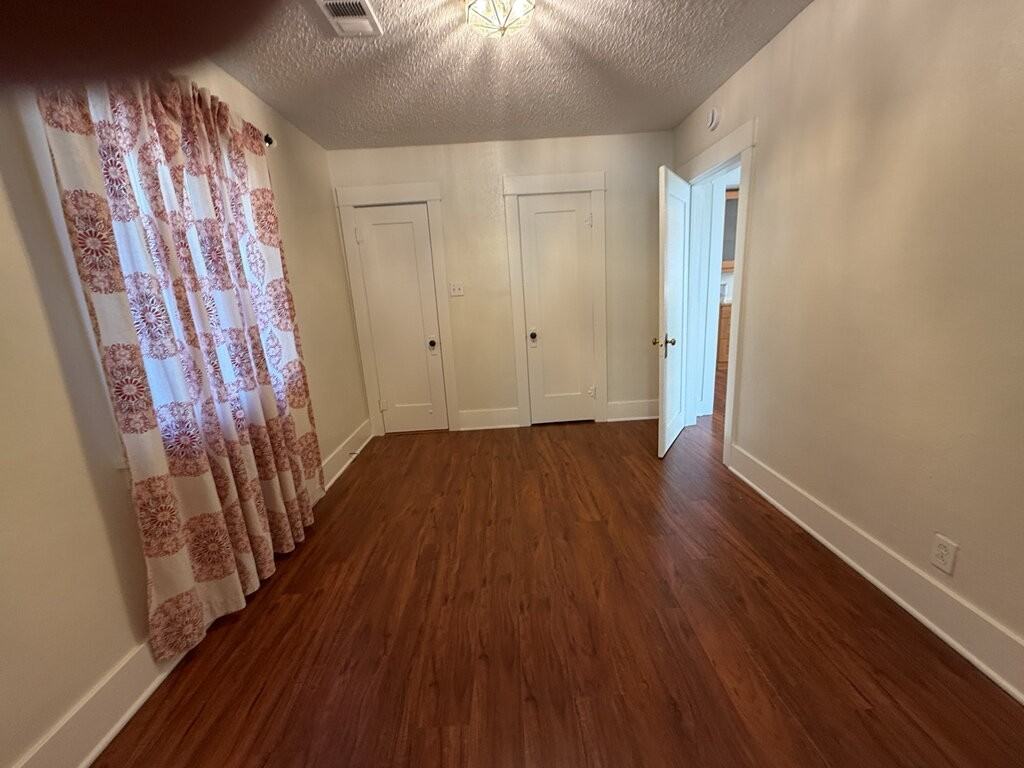 4382 11th St - Photo 6 of 14