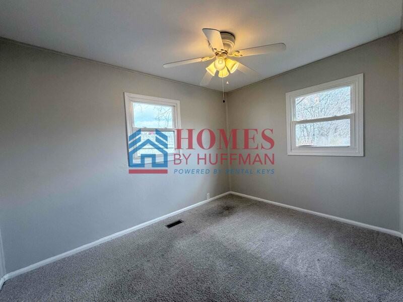 15 Harper Ave - Photo 6 of 14