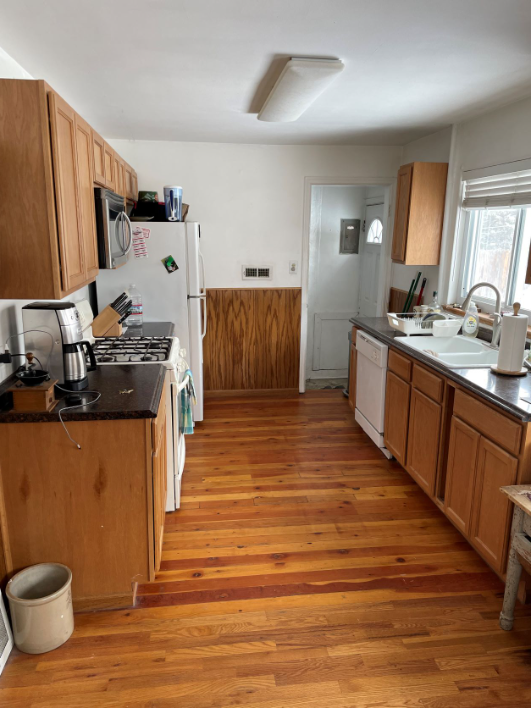 3730 S Delaware St - Photo 2 of 13