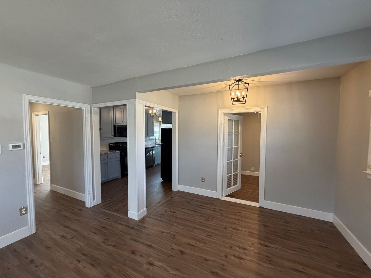 2703 30th St - Photo 5 of 17