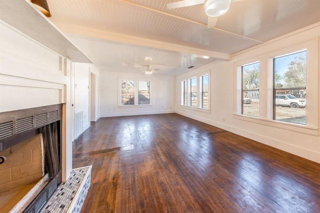 2215 18th St Frnt - Photo 4 of 19