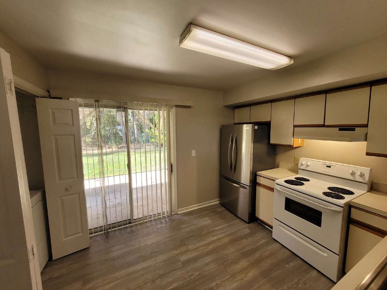 4833 Station House Ln - Photo 6 of 27