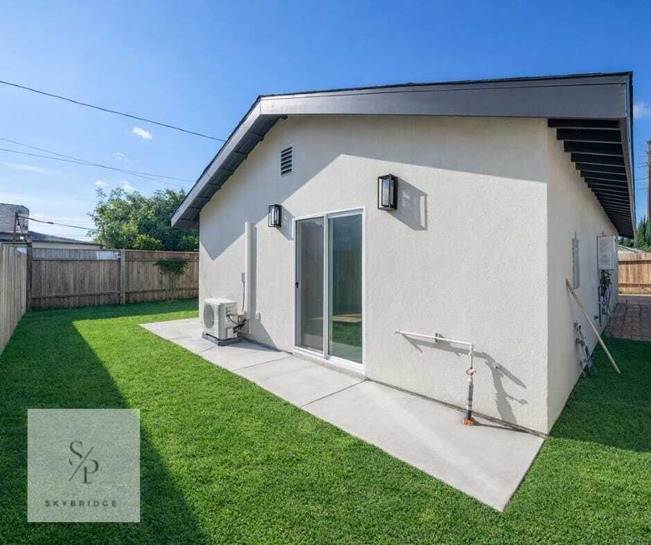 12924 5th St - Photo 5 of 23