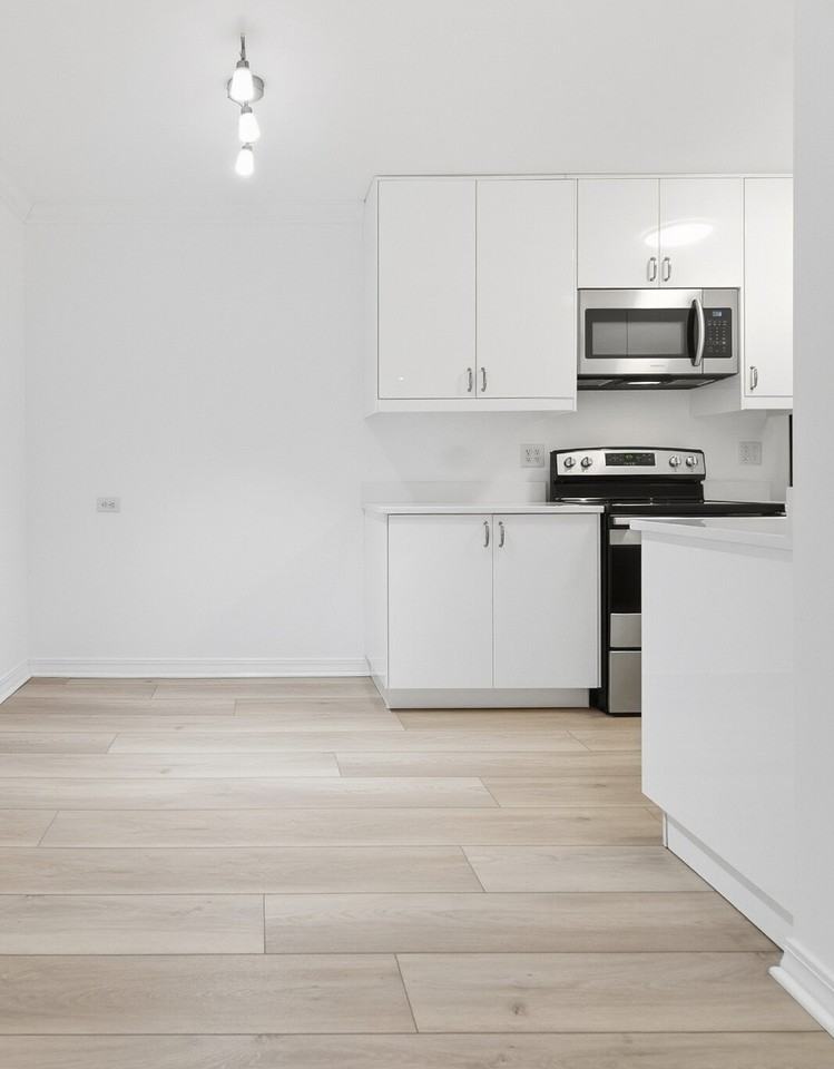 821 Douglas Ave Apt 104 - Photo 4 of 23