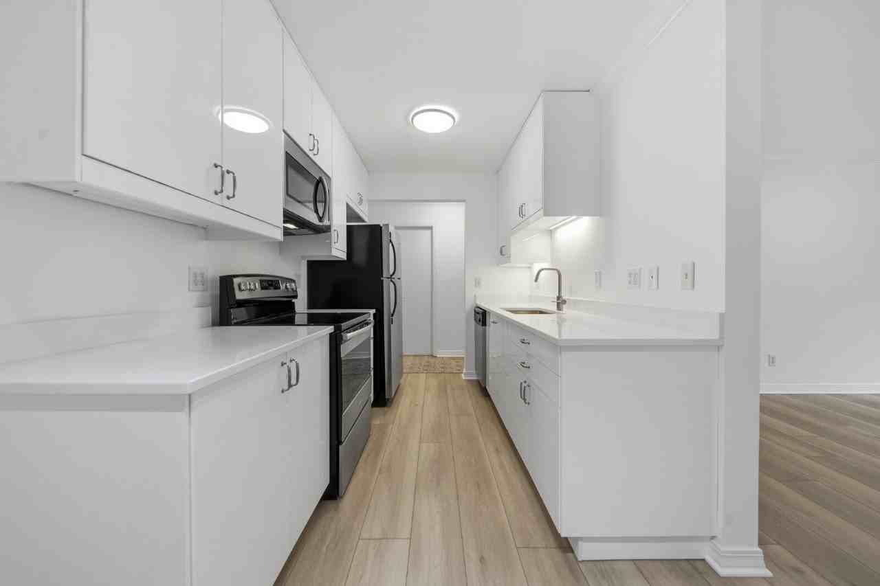 821 Douglas Ave Apt 104 - Photo 7 of 23