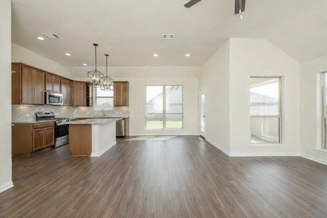 6443 Raleigh Loop - Photo 2 of 5