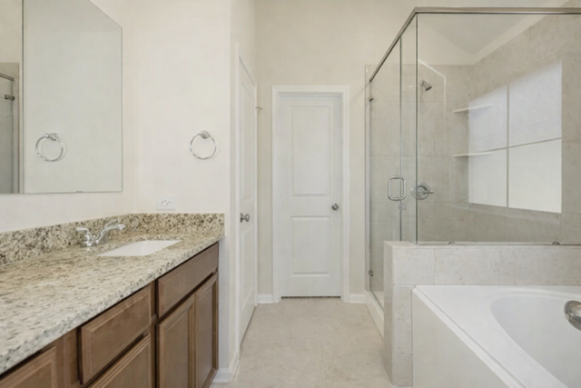 6443 Raleigh Loop - Photo 4 of 5