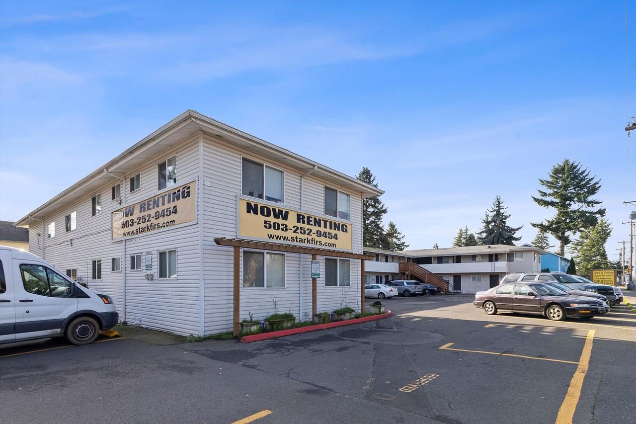 Stark Street Crossing - Photo 4 of 47