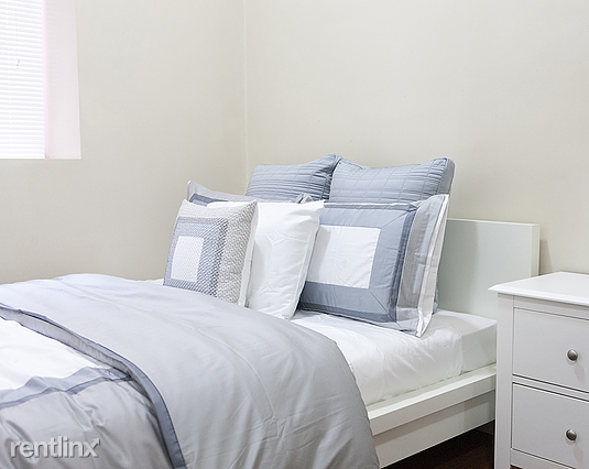 S Pasadena Ave & W Green St - Photo 2 of 8