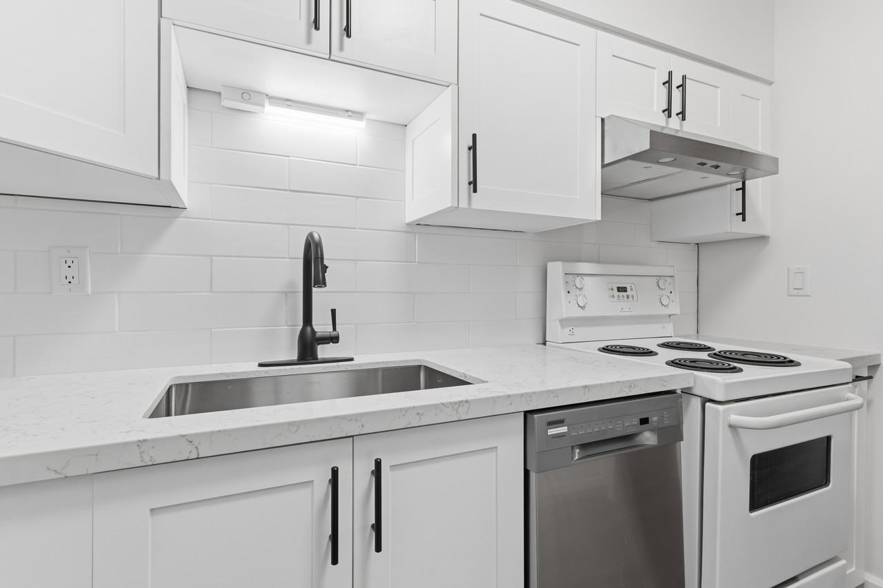 18 Mall Road Unit 312 - Photo 4 of 26