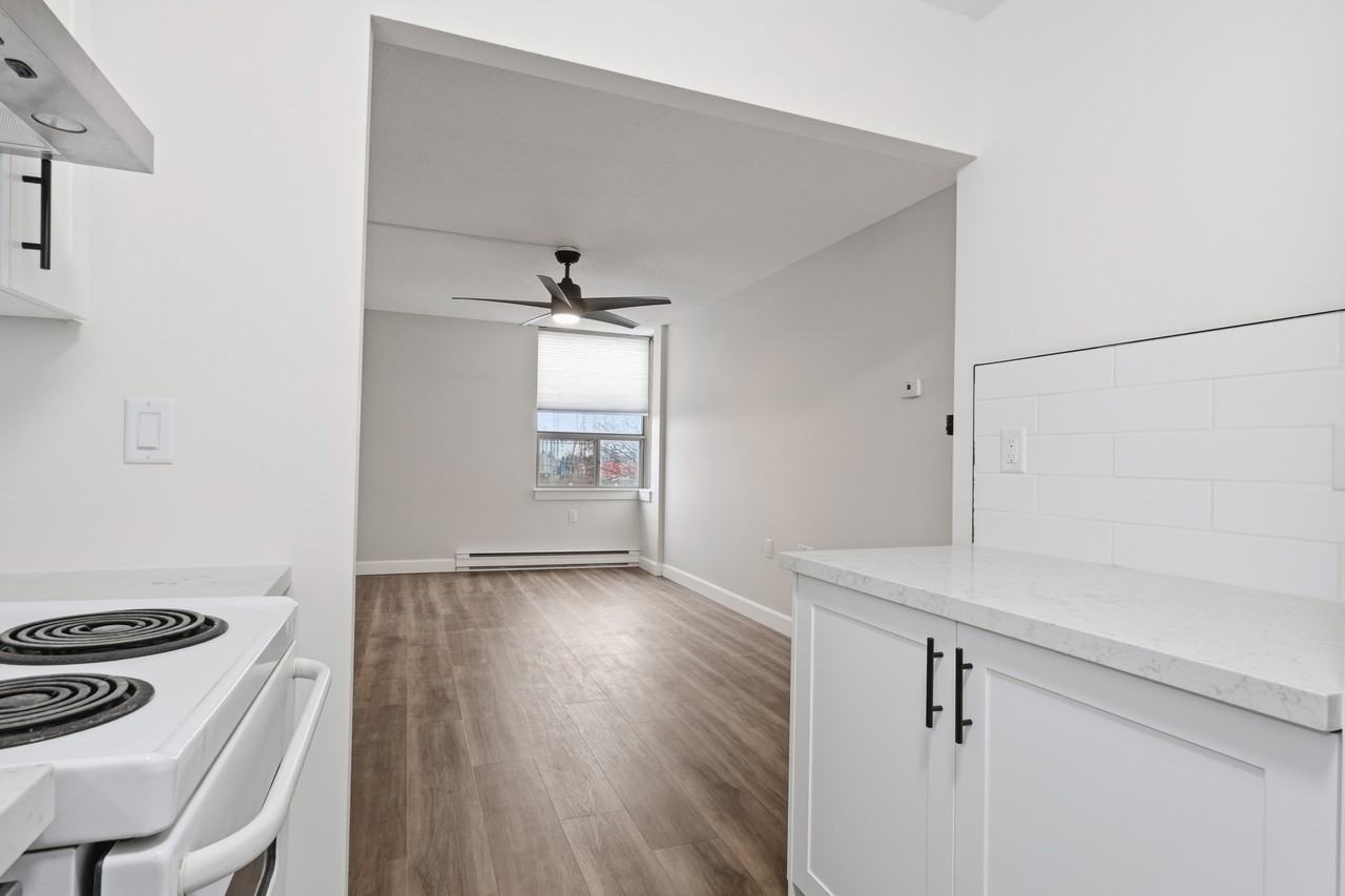 18 Mall Road Unit 312 - Photo 6 of 26