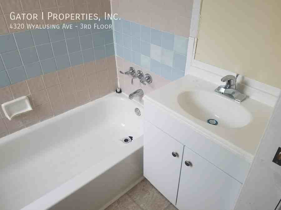 4320 Wyalusing Ave #3rdFL