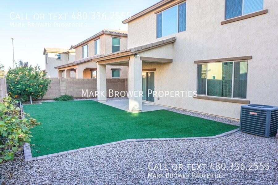 3016 E Shannon St - Photo 5 of 50