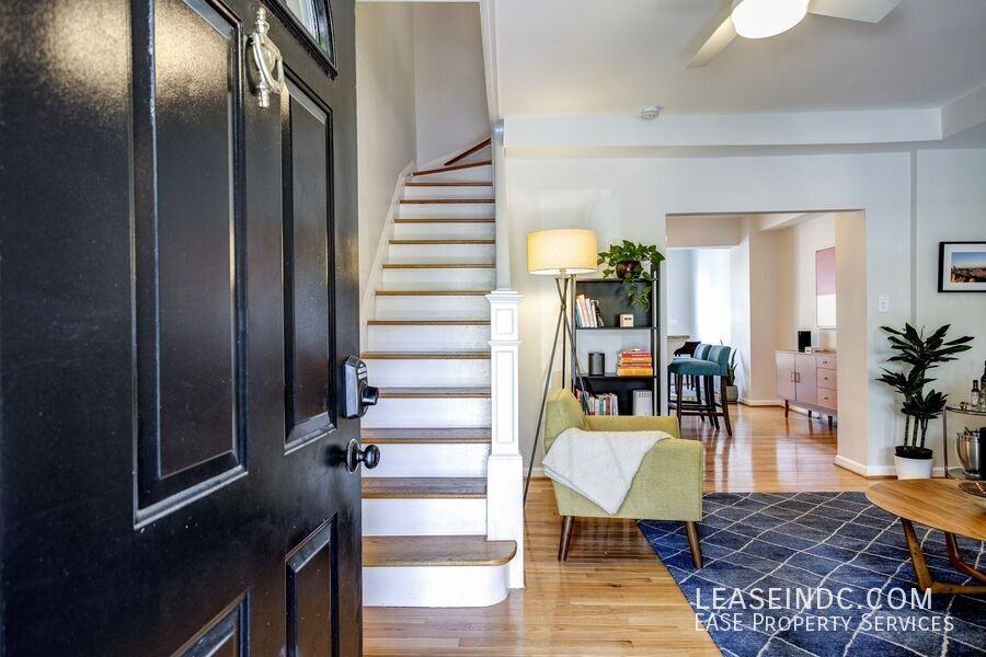 719 Gallatin St Nw - Photo 3 of 35