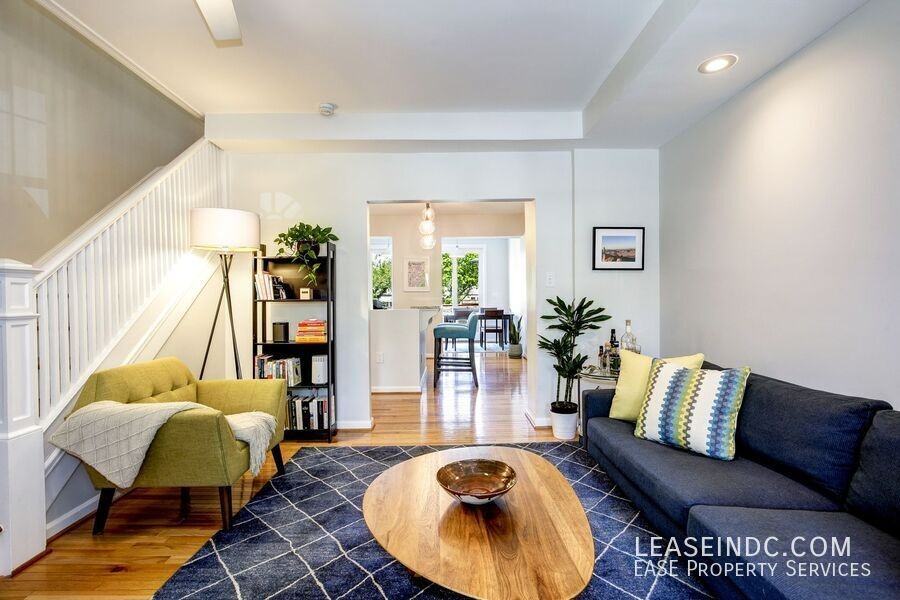 719 Gallatin St Nw - Photo 4 of 35