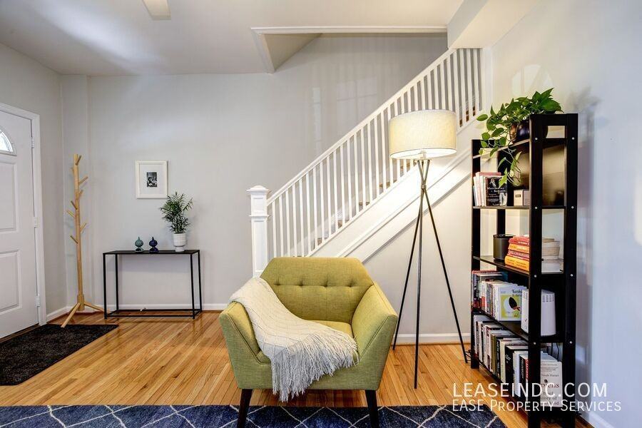 719 Gallatin St Nw - Photo 6 of 35