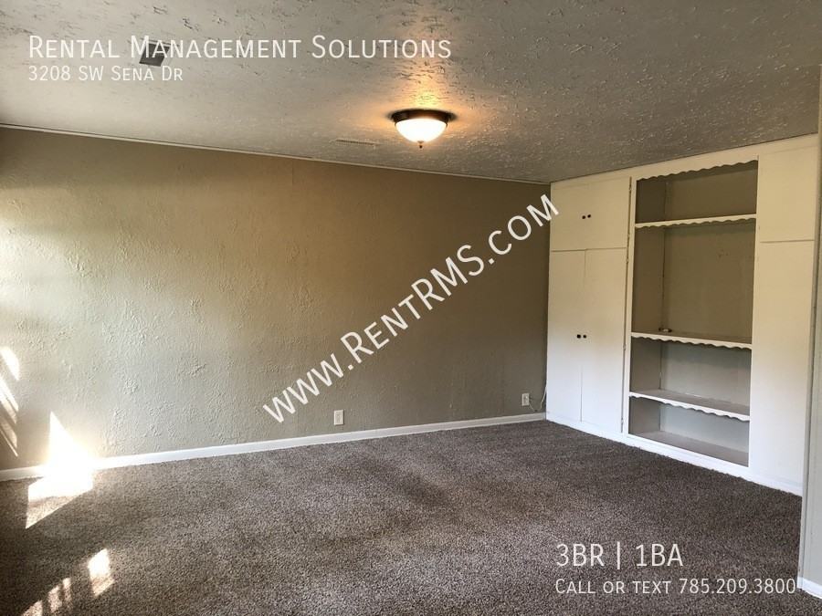 3208 Sw Sena Dr - Photo 2 of 12