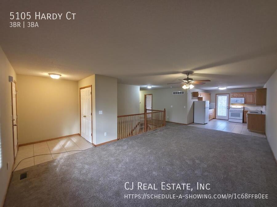 5105 Hardy Ct - Photo 2 of 11