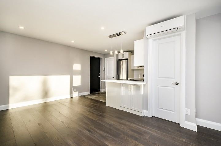 350 Clemow Avenue - - Photo 3 of 7