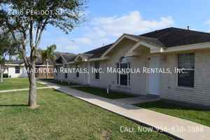 featured image of 2108 Peridot St #4