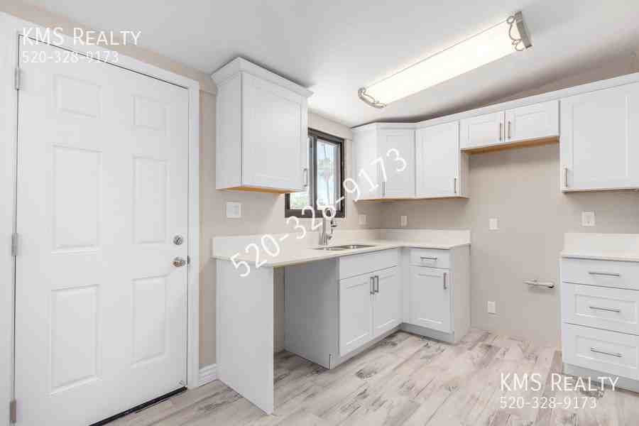5481 S Alaska Dr - Photo 2 of 21