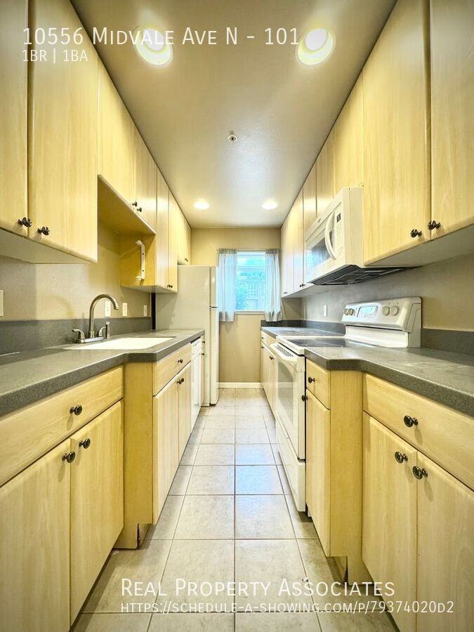 10556 Midvale Ave N #101 - Photo 5 of 19