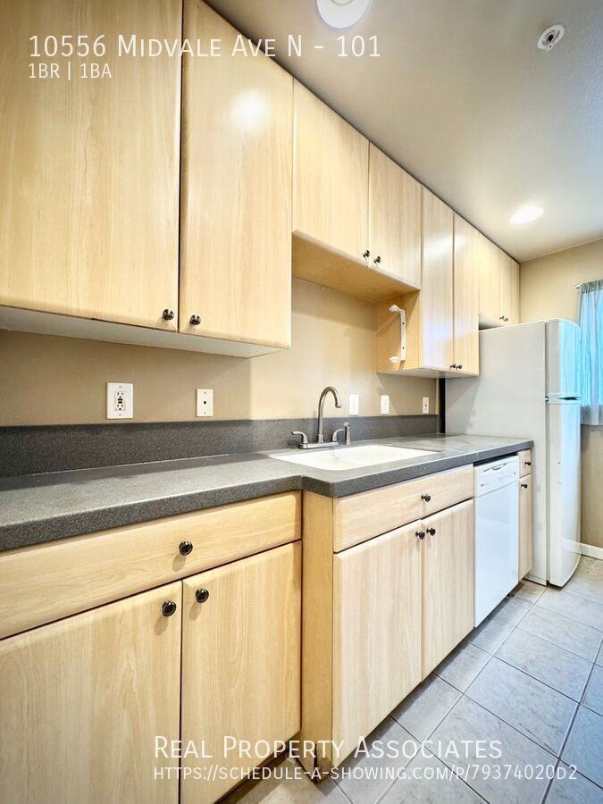 10556 Midvale Ave N #101 - Photo 6 of 19