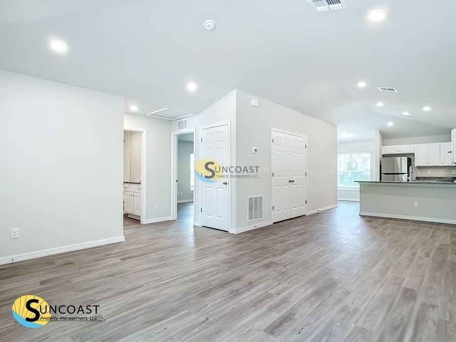 6357 Spinnaker Blvd - Photo 2 of 16