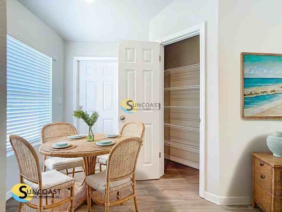 6357 Spinnaker Blvd - Photo 6 of 16