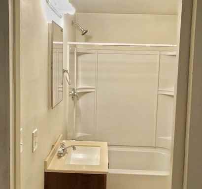 3201 21st Ave W #2 - Photo 3 of 17