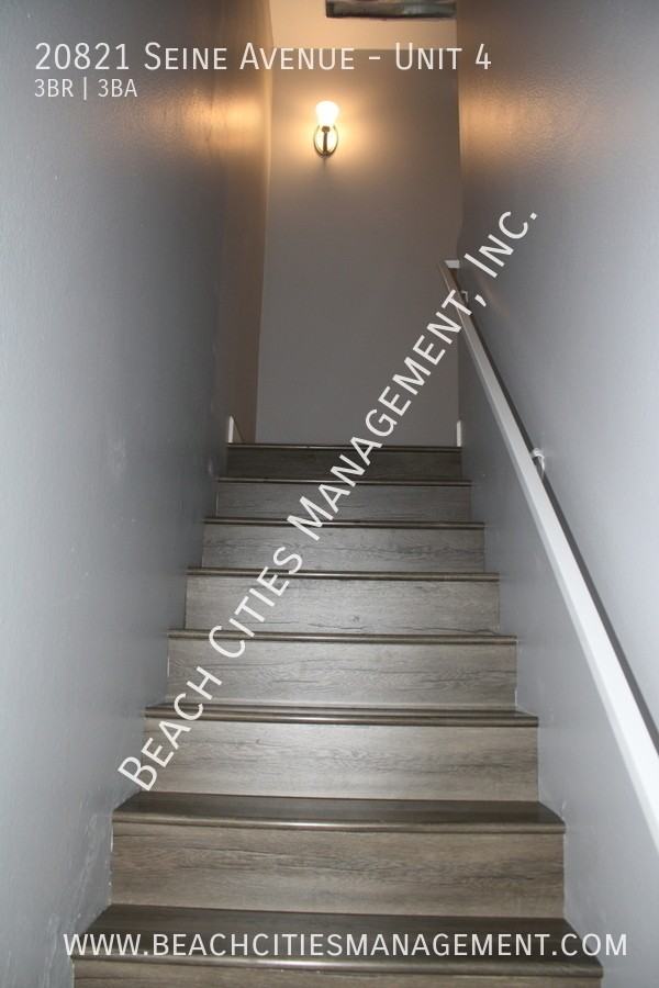 20821 Seine Ave #4 - Photo 2 of 20