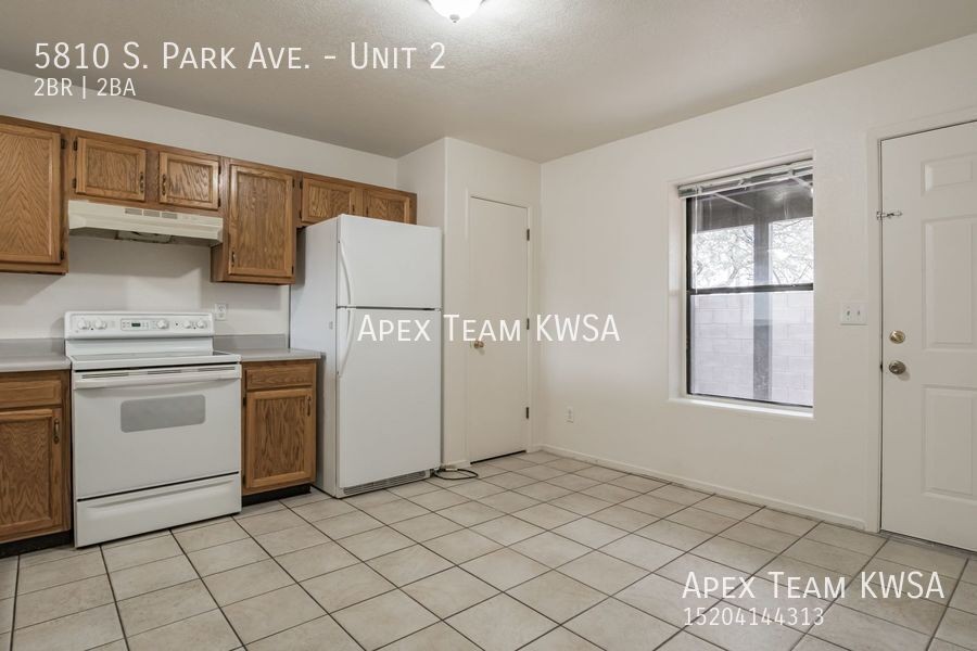 5810 S Park Ave #2 - Photo 6 of 30