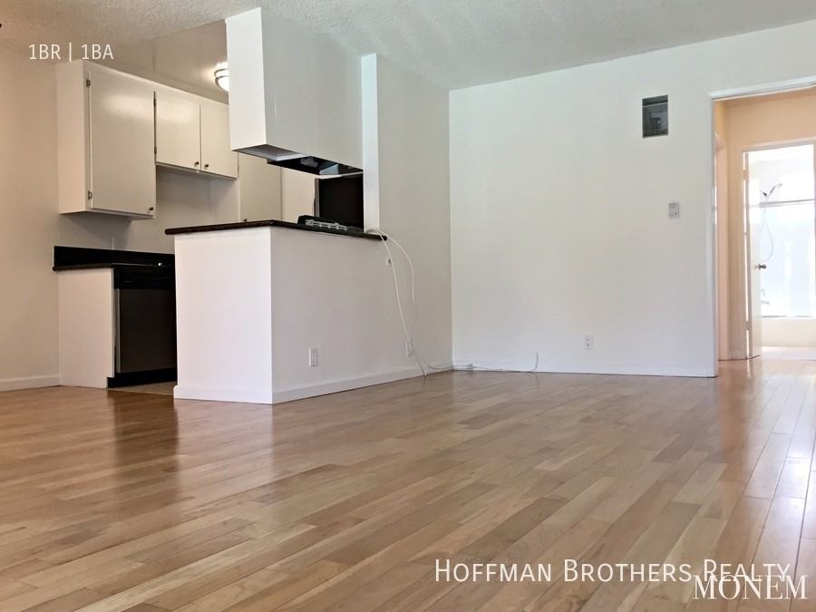 1806 N Harvard Blvd #16 - Photo 3 of 7