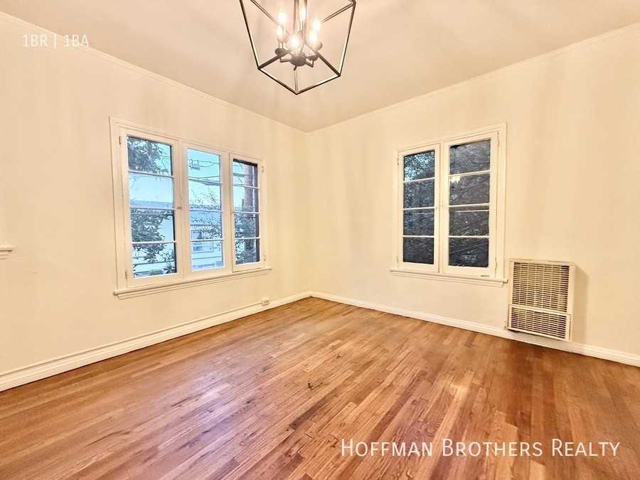 836 Sanborn Ave #103 - Photo 2 of 7