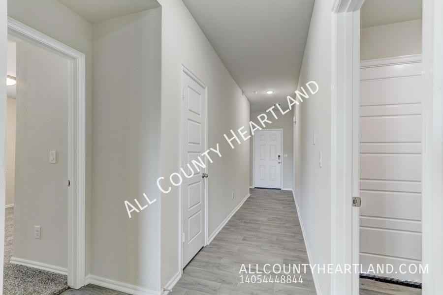 3425 Molly Dr - Photo 5 of 28