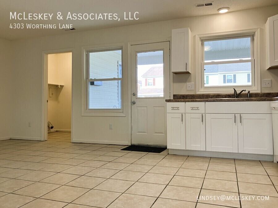 4303 Worthing Ln - Photo 3 of 32